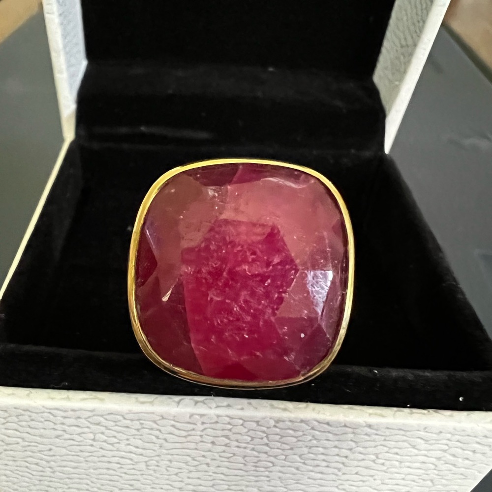 Gorgeous Ruby Ring